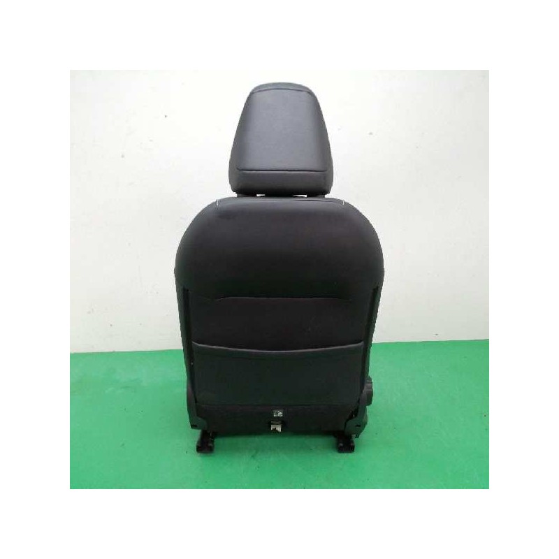 ASIENTO DELANTERO DERECHO ALCANTARA Y CUERO