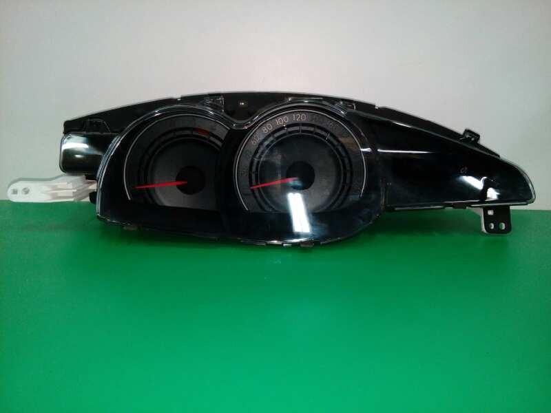 Recambio de cuadro instrumentos para toyota verso active referencia OEM IAM 838000F070 MB2574500457 