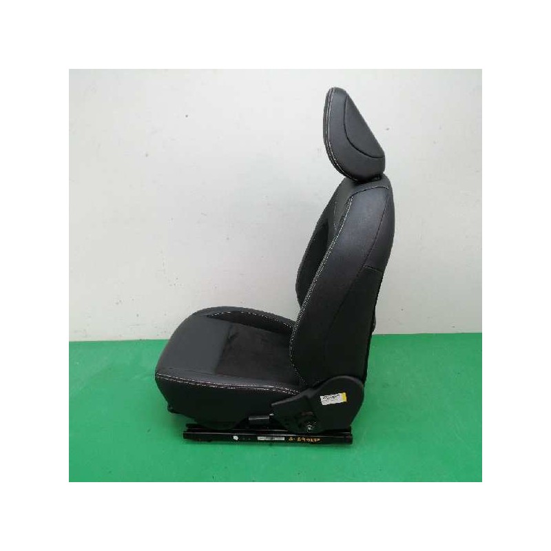 ASIENTO DELANTERO DERECHO ALCANTARA Y CUERO