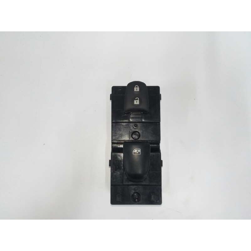 Recambio de mando elevalunas delantero derecho para renault kadjar xmod 4x4 referencia OEM IAM 254116595R  
