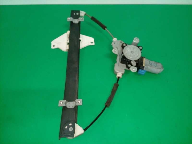 Recambio de elevalunas delantero derecho para chevrolet epica ltx referencia OEM IAM FUNDA 25937972 CACOMUNES