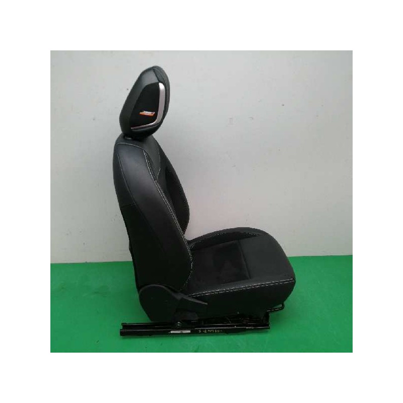 ASIENTO DELANTERO IZQUIERDO ALTAVOCES BOSE ALCANTARA Y CUERO