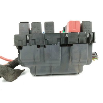 Recambio de caja reles / fusibles para opel corsa d cmon referencia OEM IAM 13292736  