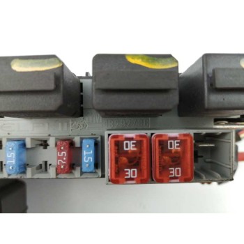 Recambio de caja reles / fusibles para opel corsa d cmon referencia OEM IAM 13292736  