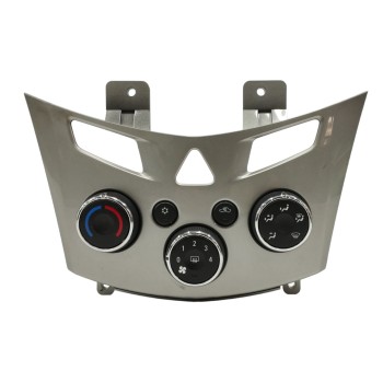 Recambio de mando calefaccion / aire acondicionado para chevrolet trax 1.7 diesel cat referencia OEM IAM 95332722 545329302 