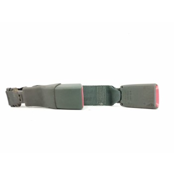 Recambio de enganche cinturon izquierdo para toyota auris 2.2 d-cat referencia OEM IAM 07478 TRASERO 