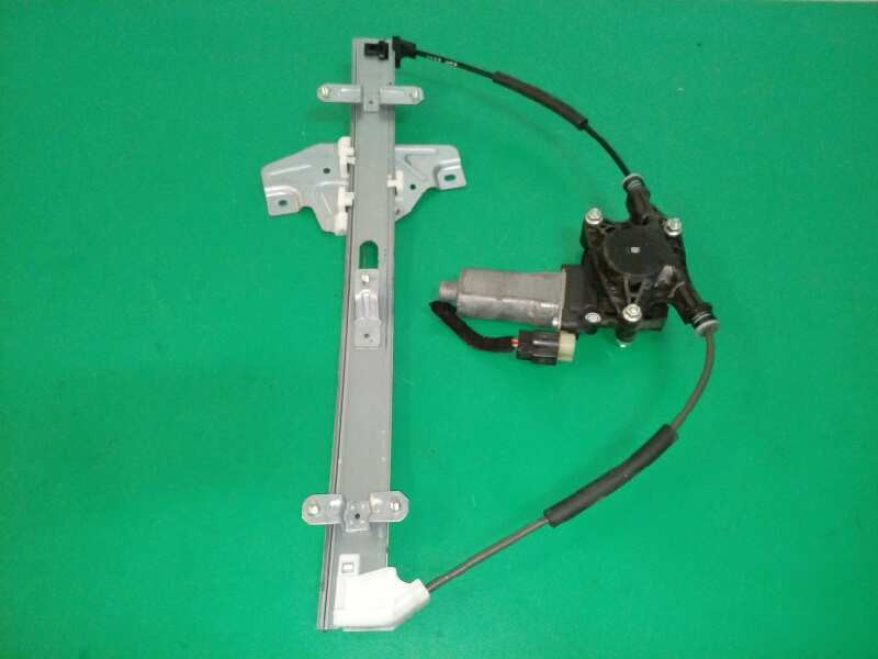 Recambio de elevalunas delantero derecho para hyundai accent (mc) gl crdi referencia OEM IAM FUNDA 824041E210 3 PUERTAS 