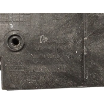 Recambio de panel frontal para renault clio iii luxe privilege referencia OEM IAM 8200290143  