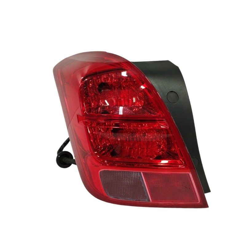 Recambio de piloto trasero izquierdo para chevrolet trax 1.7 diesel cat referencia OEM IAM 42599452  