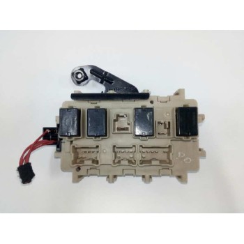 Recambio de caja reles / fusibles para renault kadjar xmod 4x4 referencia OEM IAM 8901R  