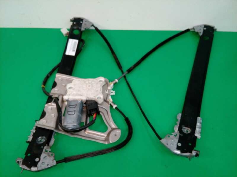 Recambio de elevalunas delantero derecho para mercedes-benz clase s (w220) berlina 500 (220.075) referencia OEM IAM FUNDA 211820
