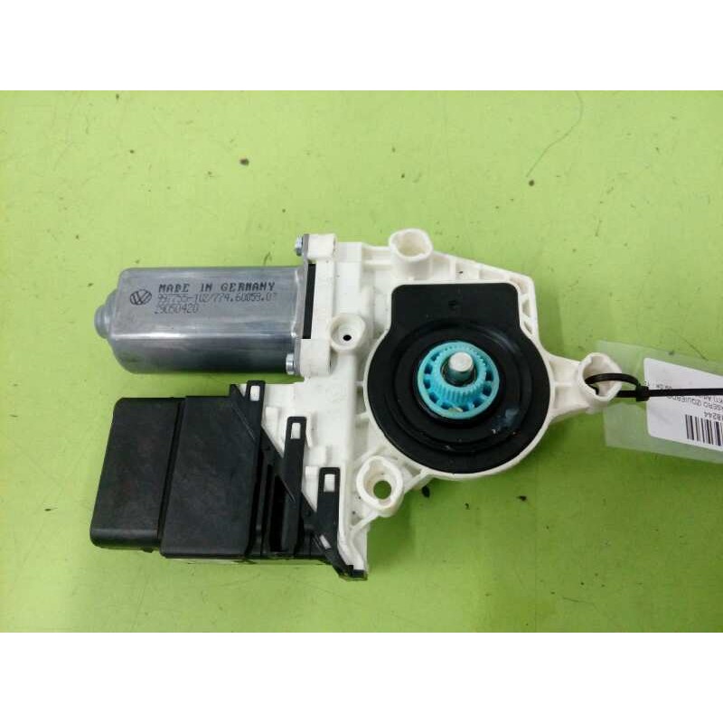 Recambio de motor elevalunas trasero izquierdo para volkswagen golf vi (5k1) advance referencia OEM IAM 5K0959703C  