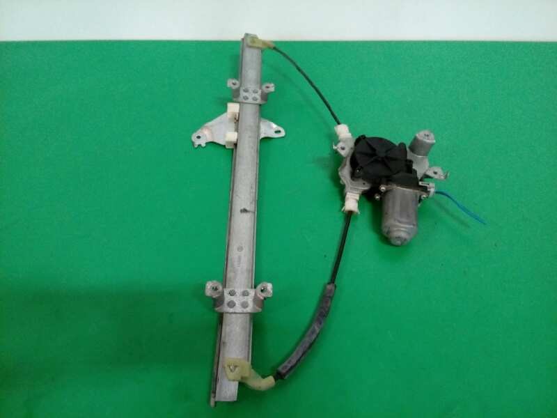 Recambio de elevalunas delantero derecho para nissan almera tino (v10m) tekna referencia OEM IAM FUNDA 80700BU010 