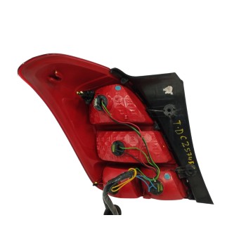 Recambio de piloto trasero derecho para chevrolet trax 1.7 diesel cat referencia OEM IAM 42599441  