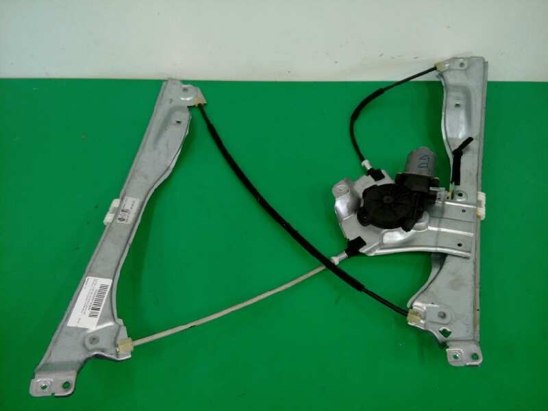 Recambio de elevalunas delantero derecho para renault clio iii confort dynamique referencia OEM IAM FUNDA 8200291147 