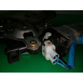 Recambio de elevalunas delantero derecho para subaru impreza g11 (gd/gg) 2.0 gx sedán referencia OEM IAM 61188FE022  