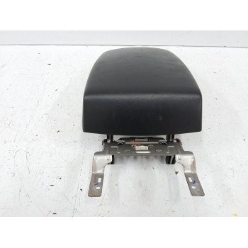 Recambio de apoyabrazos central para ssangyong rodius ii 2.2 xdi referencia OEM IAM   