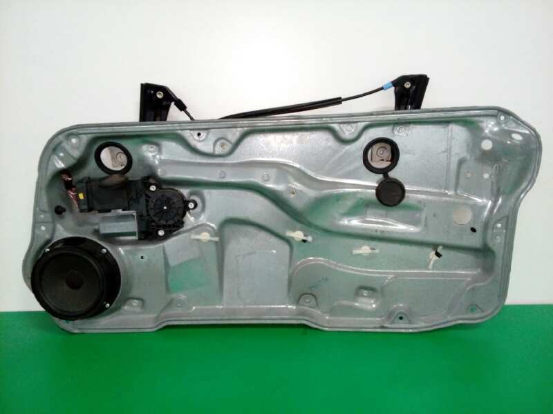 Recambio de elevalunas delantero derecho para volkswagen golf iv berlina (1j1) conceptline referencia OEM IAM FUNDA 1J1959802D00