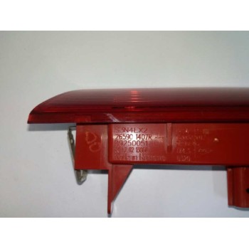 Recambio de luz central de freno para renault kadjar xmod 4x4 referencia OEM IAM 265901407R  