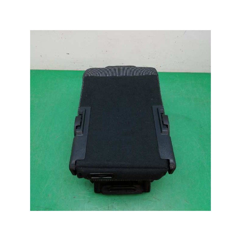 ASIENTO TRASERO MEDIO