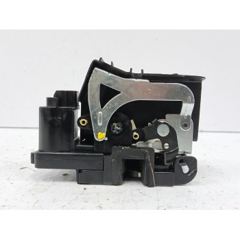 Recambio de cerradura puerta delantera izquierda para ssangyong rodius ii 2.2 xdi referencia OEM IAM   