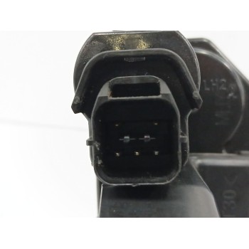 Recambio de cerradura puerta delantera izquierda para ssangyong rodius ii 2.2 xdi referencia OEM IAM   