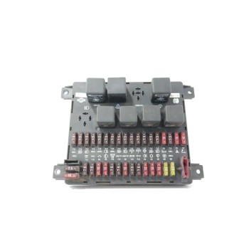 CAJA RELES / FUSIBLES 24063G4900 