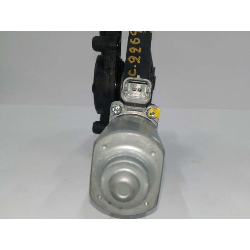 MOTOR ELEVALUNAS DELANTERO DERECHO C