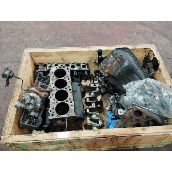 Recambio de despiece motor para mitsubishi montero (l040) 2500 td (4-ptas.) referencia OEM IAM 4D56T BOMBA MECANICA REPARACIOND4