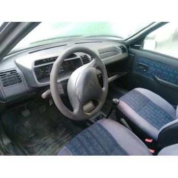 peugeot 205 berlina del año 1997