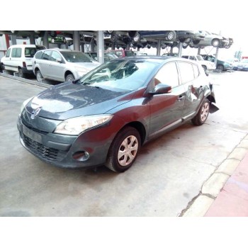 renault megane iii berlina 5 p del año 2009