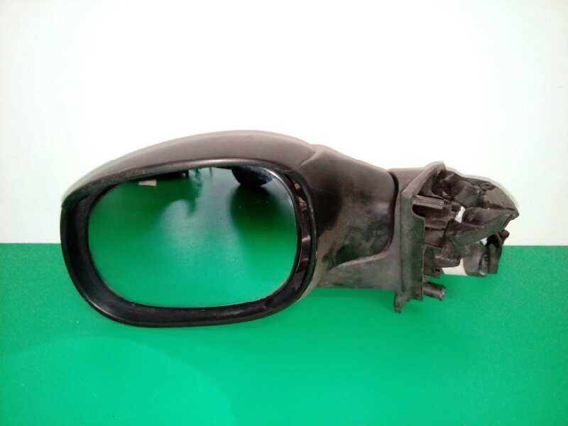 Recambio de retrovisor izquierdo para citroën c3 1.1 sx plus referencia OEM IAM  ELECTRICO 