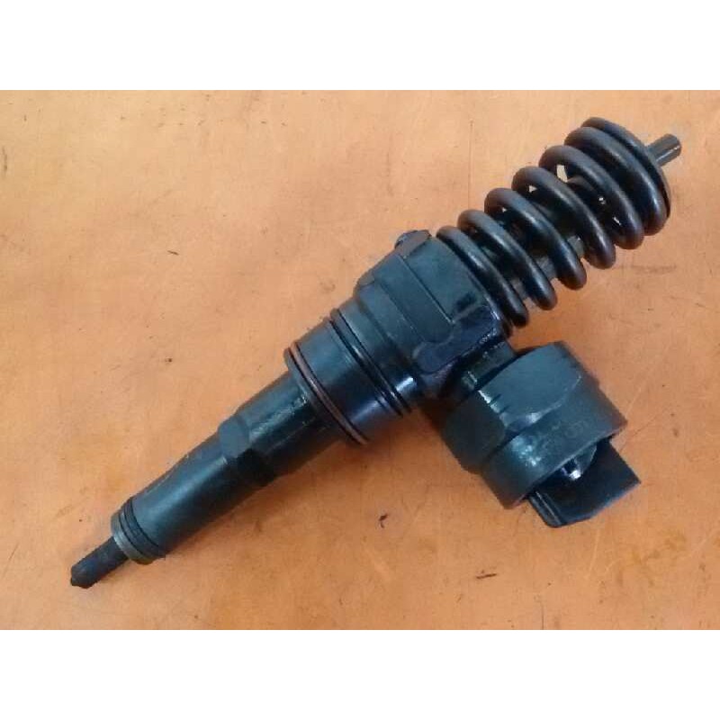 Recambio de inyector para skoda fabia familiar (6y5) comfort referencia OEM IAM 038130073AJ 0414720015 