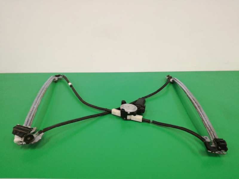 Recambio de elevalunas delantero derecho para chrysler voyager (gs) 2.5 td referencia OEM IAM FUNDA 4717200 