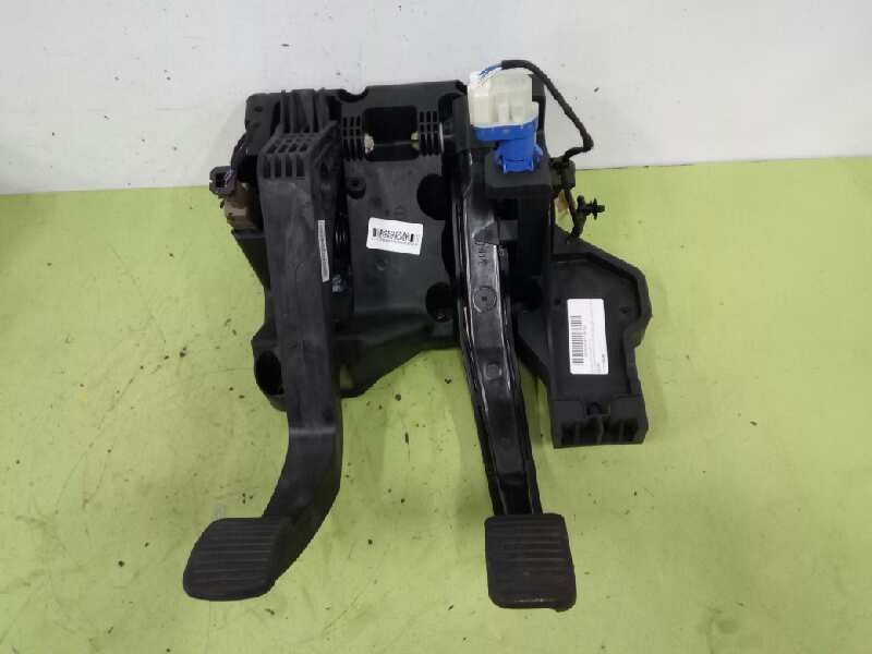Recambio de pedalera completa para peugeot boxer furgón 333 l2h1 komfort hdi 130 referencia OEM IAM 01373295080  