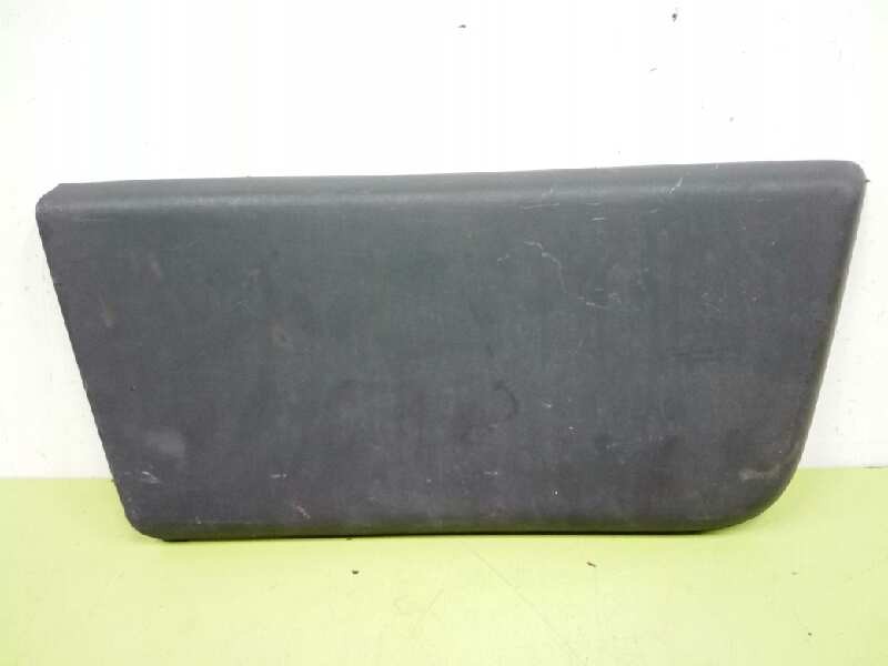 Recambio de moldura para peugeot boxer furgón 333 l2h1 komfort hdi 130 referencia OEM IAM 1305776070 DERECHA 