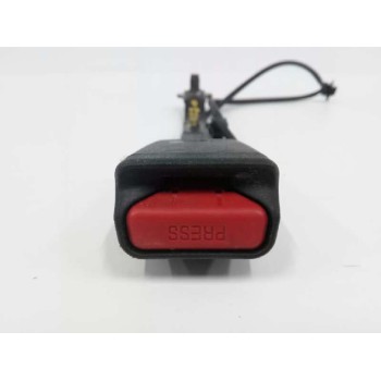 Recambio de enganche cinturon izquierdo para renault kadjar xmod 4x4 referencia OEM IAM  DELANTERO 