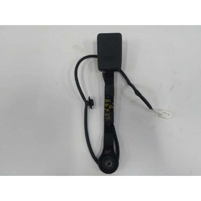 Recambio de enganche cinturon derecho para renault kadjar xmod 4x4 referencia OEM IAM  DELANTERO 