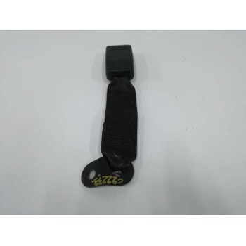 Recambio de enganche cinturon central para nissan terrano/terrano.ii (r20) 2.7 turbodiesel referencia OEM IAM 888520F010 TRASERO