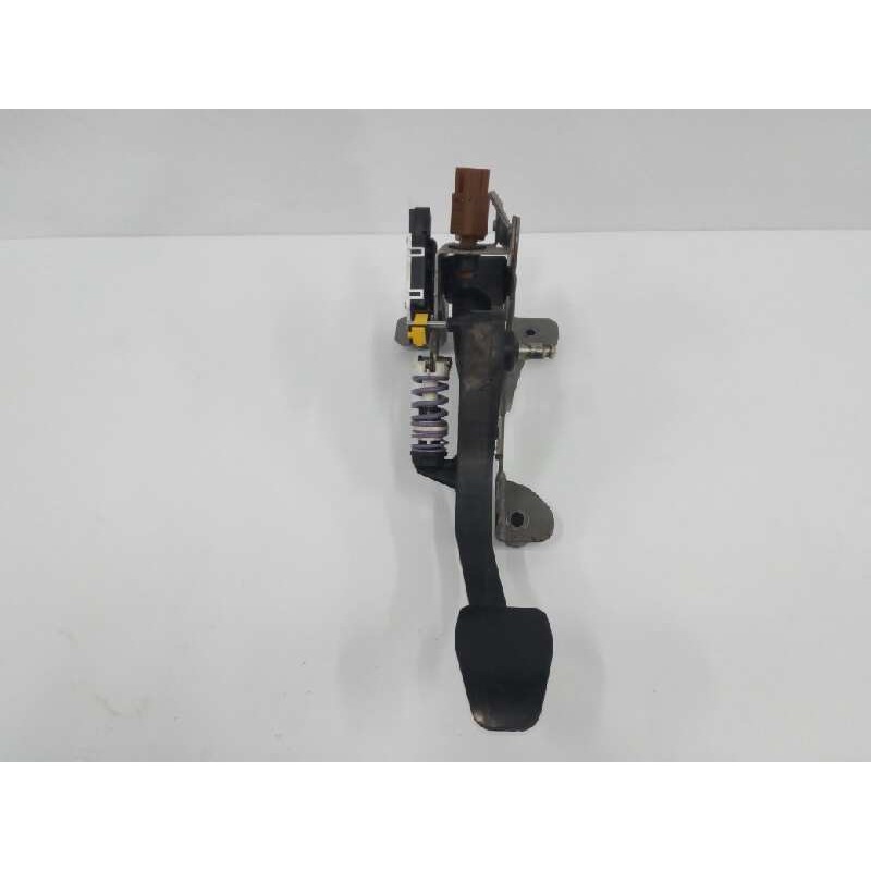 Recambio de pedal embrague para renault kadjar xmod 4x4 referencia OEM IAM 465033762R  