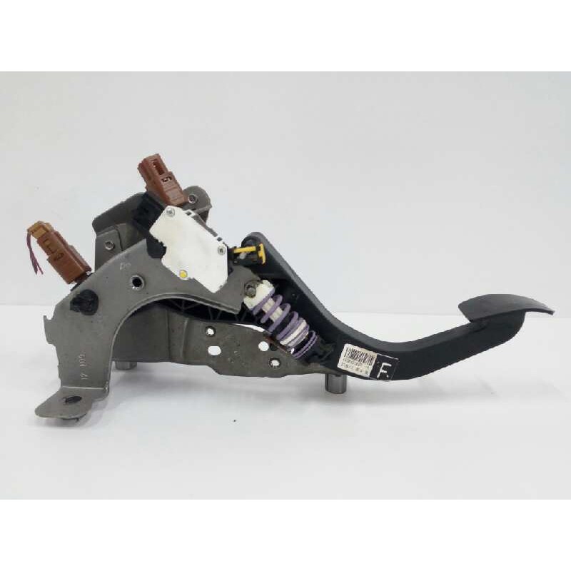 PEDAL EMBRAGUE