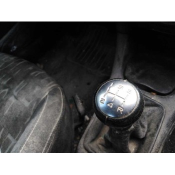 peugeot 206 berlina del año 2001