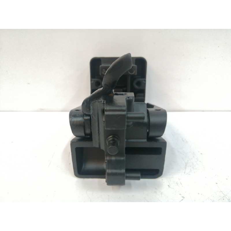 Recambio de soporte / guia puerta corredera para mercedes-benz mb 100 d caja cerrada / combi 2.4 diesel referencia OEM IAM A6017