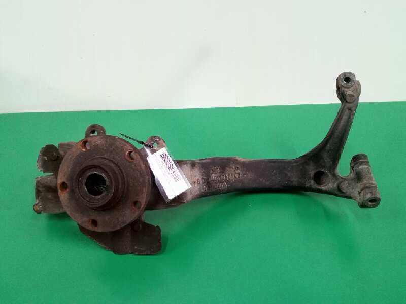 Recambio de mangueta delantera derecha para volkswagen passat berlina (3b2) comfortline referencia OEM IAM 8D0407258  