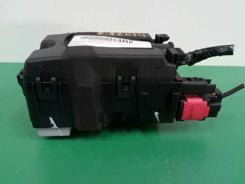 Recambio de caja reles / fusibles para peugeot 208 style referencia OEM IAM 9812661980 Recambio de caja reles / fusibles para peugeot 208 style referencia OEM IAM 9812661980