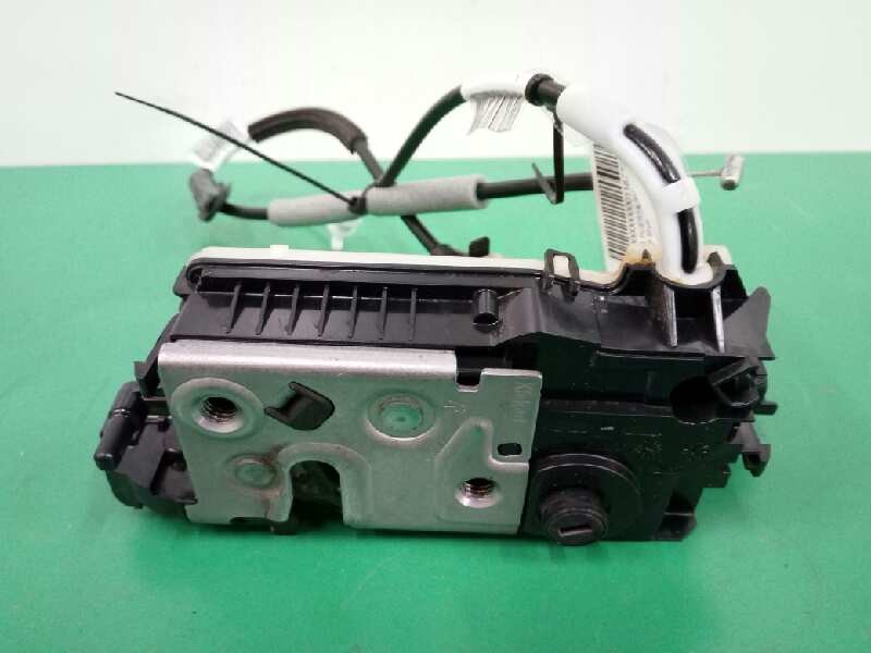 Recambio de cerradura puerta trasera derecha para peugeot 208 style referencia OEM IAM 9812501180 40747192R 
