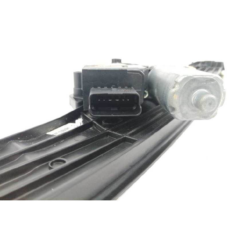 ELEVALUNAS TRASERO DERECHO 9829482480