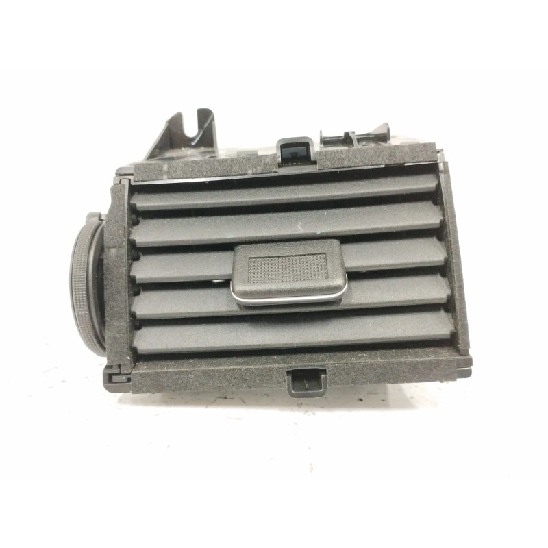 Recambio de rejilla aireadora para nissan pulsar (c13) 1.2 16v cat referencia OEM IAM 687613ZL0A CENTRAL IZQUIERDA 