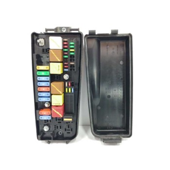 Recambio de caja reles / fusibles para opel vectra c berlina 1.9 cdti referencia OEM IAM 13198102 519131007 