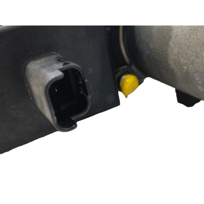 ELEVALUNAS DELANTERO DERECHO 7746018800